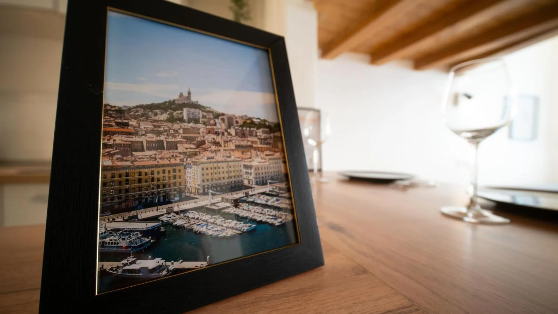 Appartement Tout Equipe 4 Couchages A 600M De La Plage Des Catalans Marseille