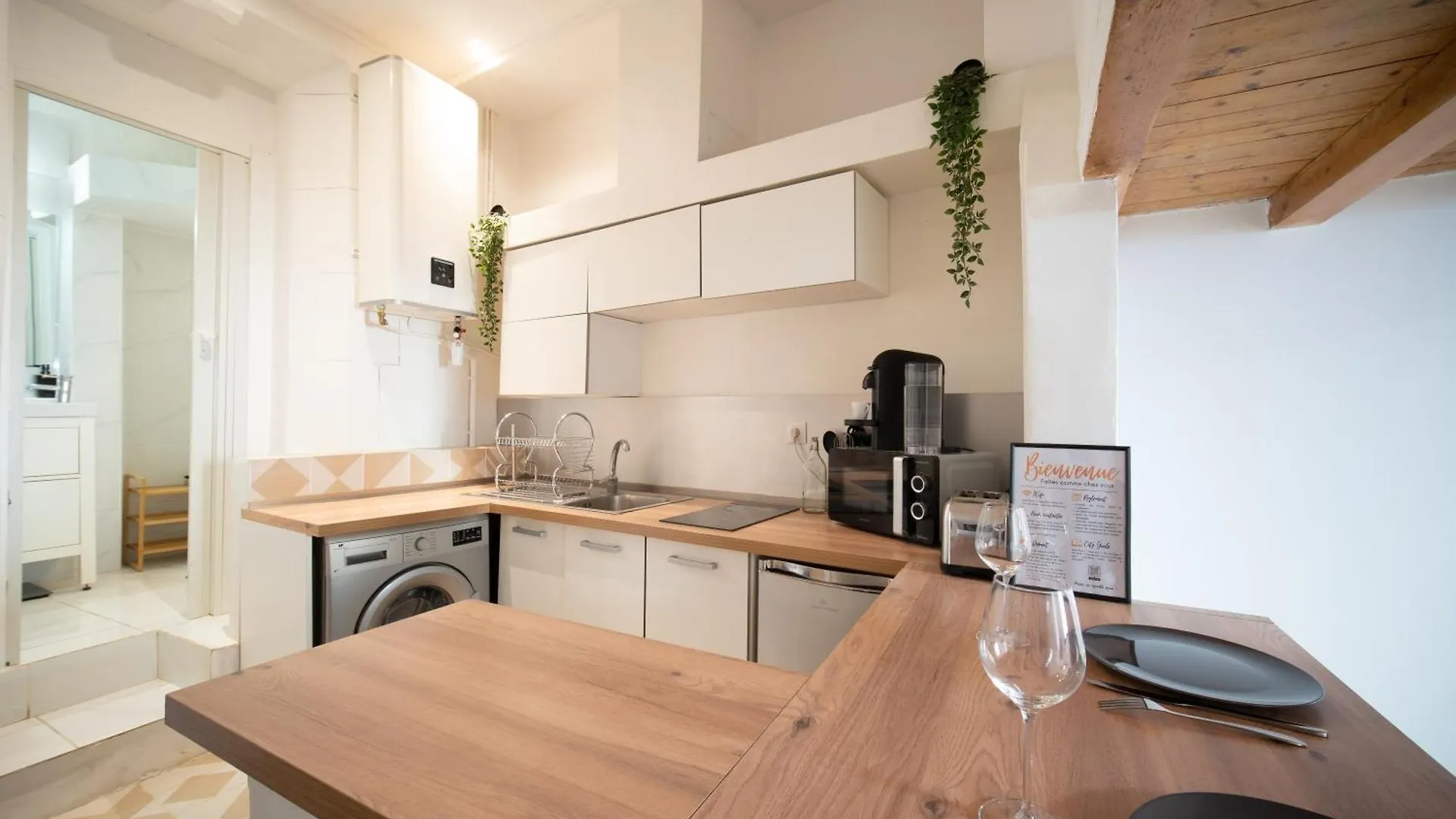 Appartement Tout Equipe 4 Couchages A 600M De La Plage Des Catalans Marseille